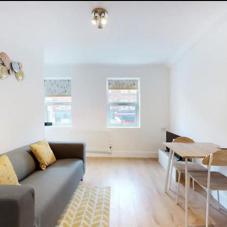 런던 New Spacious 1 Bed Studio Flat In Aldgate 아파트 외부 사진