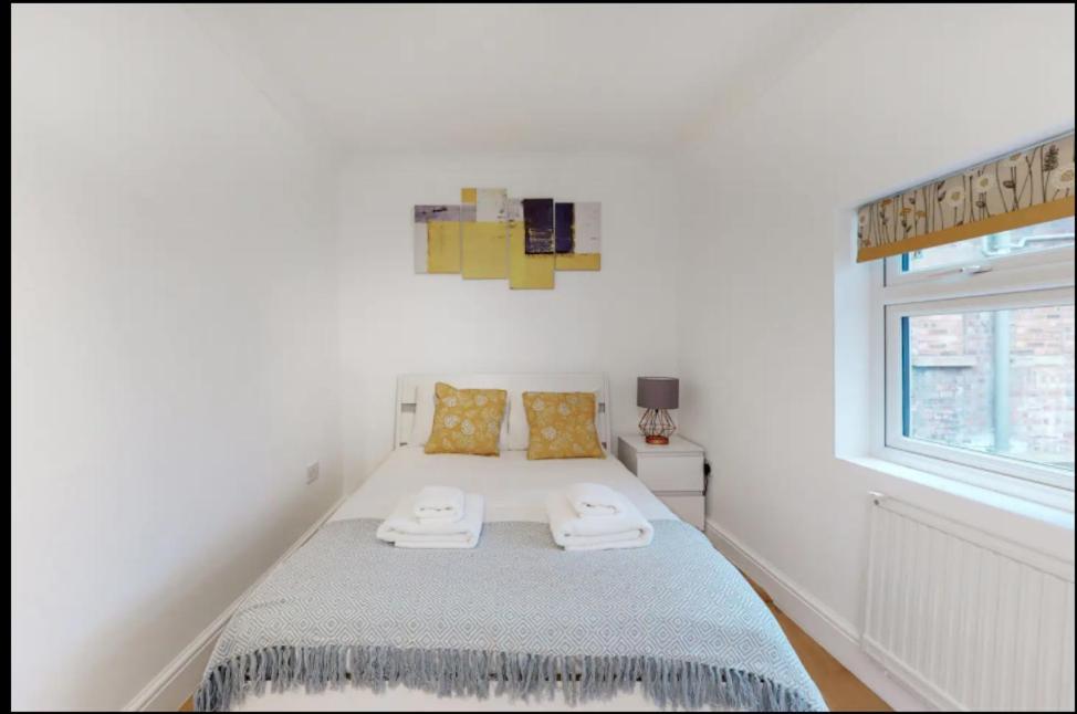 런던 New Spacious 1 Bed Studio Flat In Aldgate 아파트 외부 사진