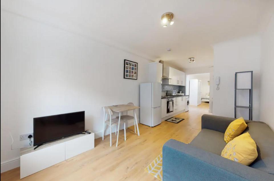 런던 New Spacious 1 Bed Studio Flat In Aldgate 아파트 외부 사진